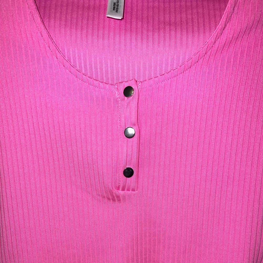 Victoria’s Secret Sport Hot Pink Top XS - Picture 2 of 4